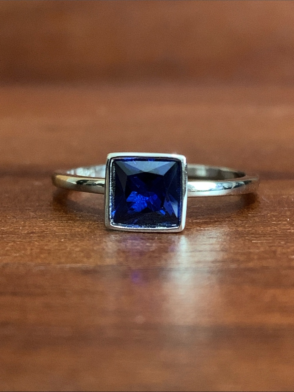 New 925 Silver Princess Cut Solitaire Blue Sapphire CZ Ring size 7.75